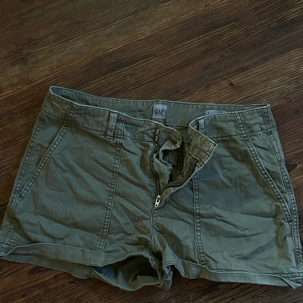 Gap Shorts